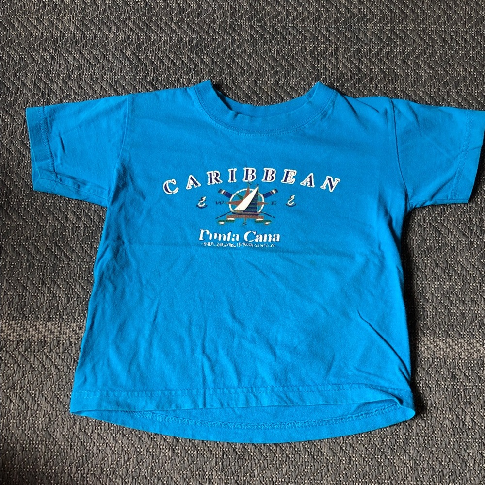Caribbean pinta cana Turquoise Kids Short Sleeve Tee with Sailboat Graphic